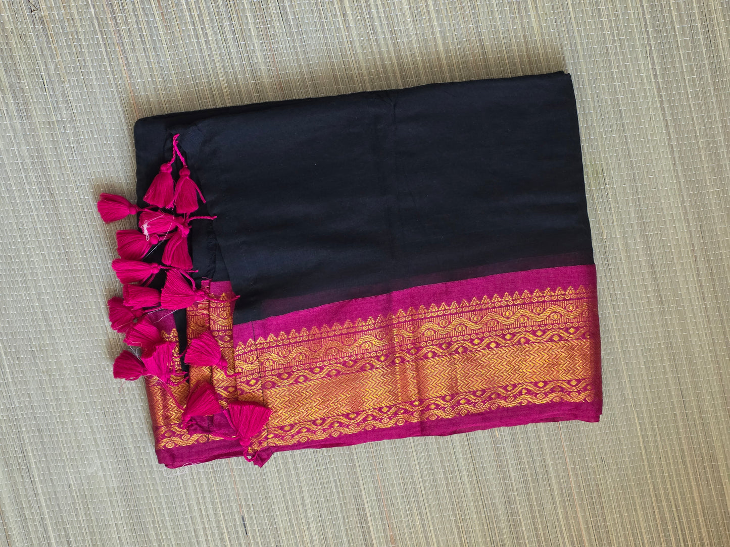 Mulcotton sarees - black with pink kanchi border