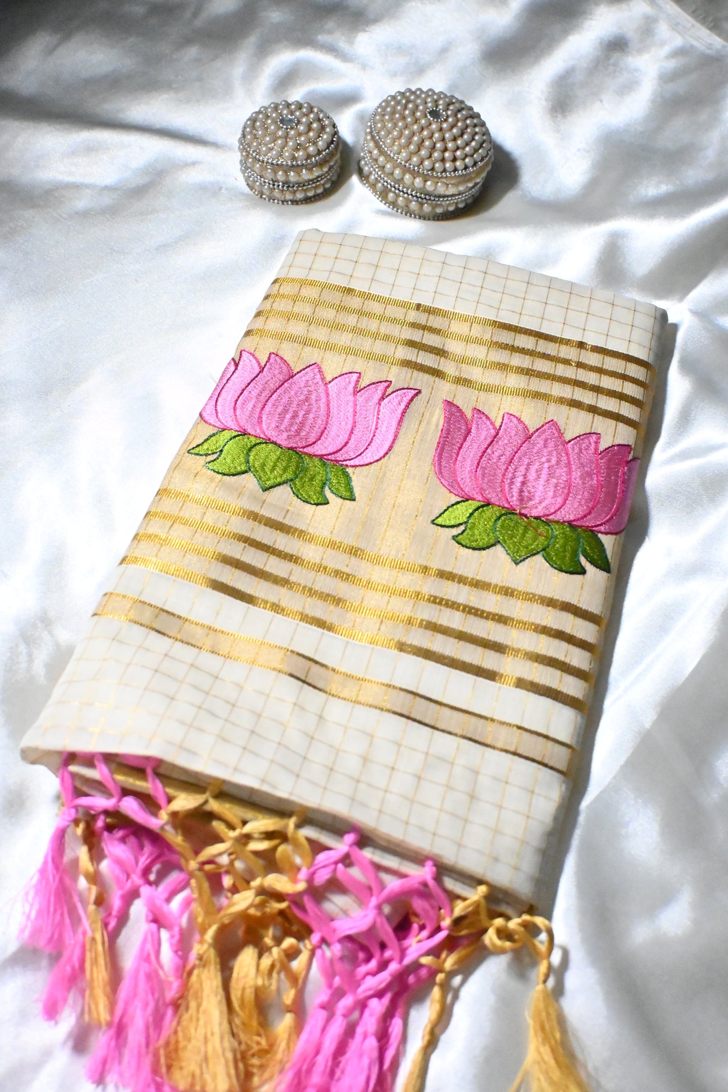 Lotus Kerala saree