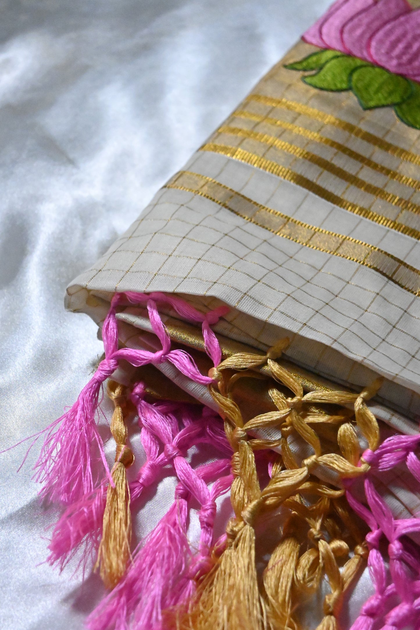 Lotus Kerala saree