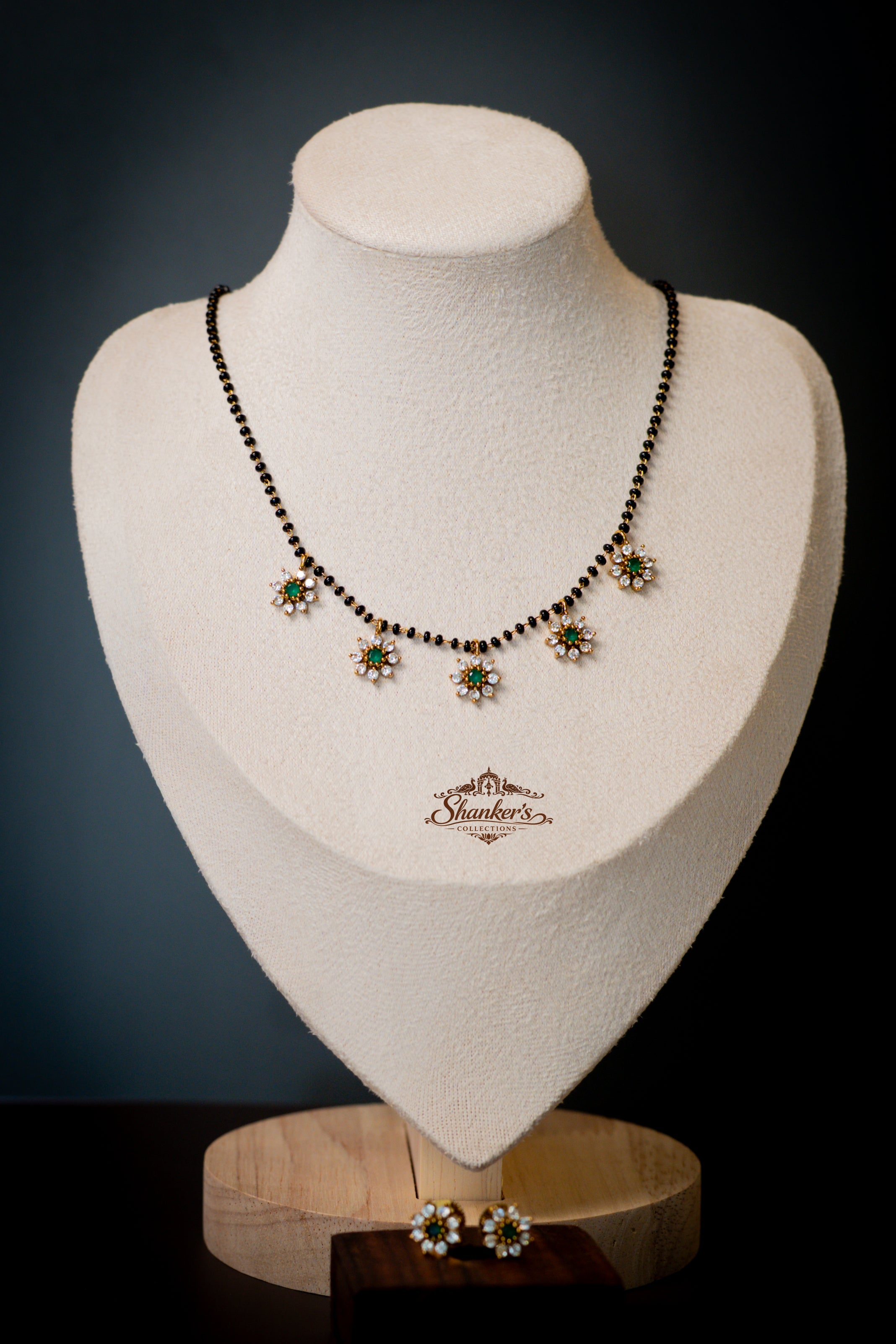 Simple Necklace with karimani beads