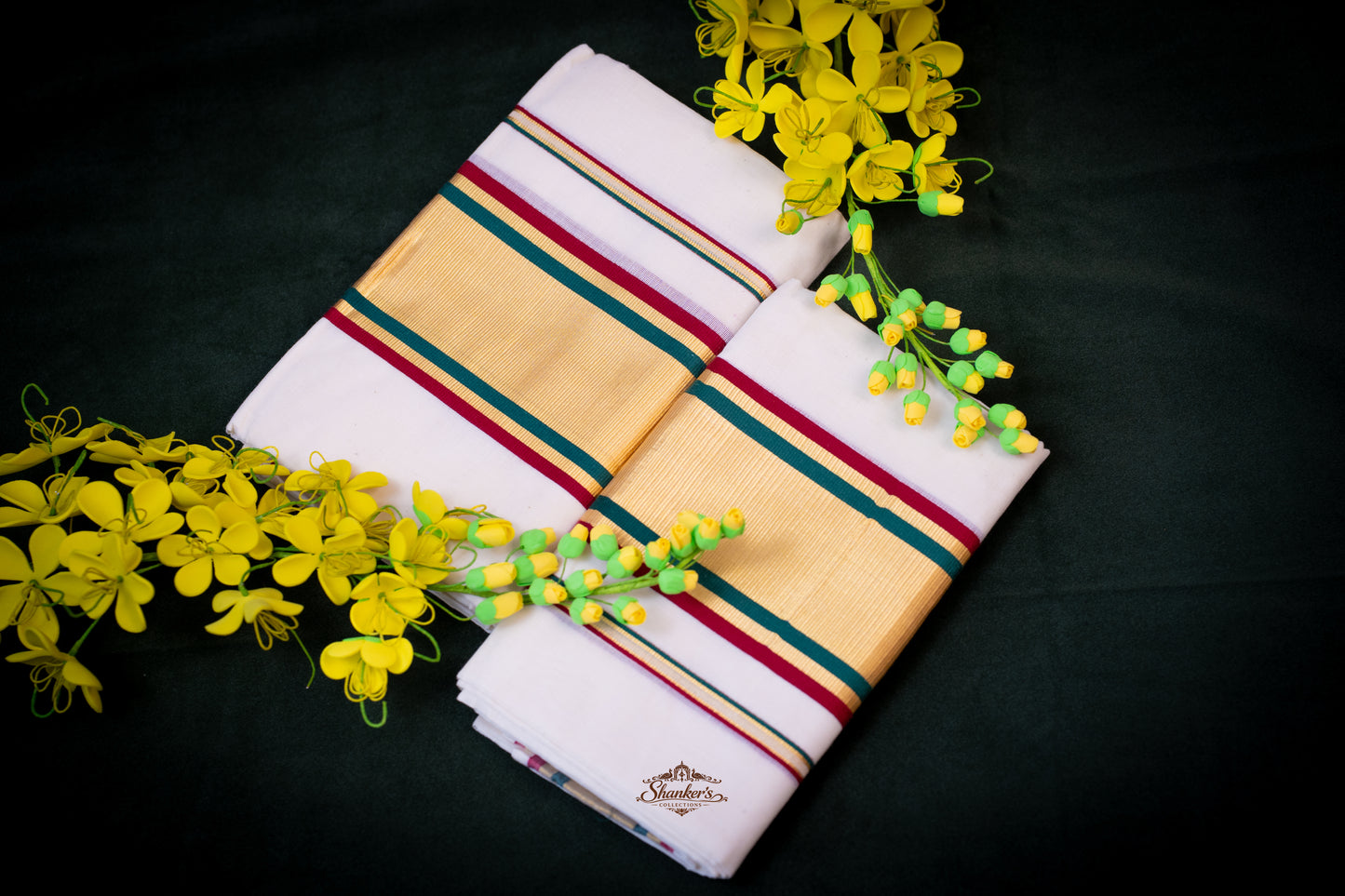 Kerala traditional Set Mundu- Red and Green