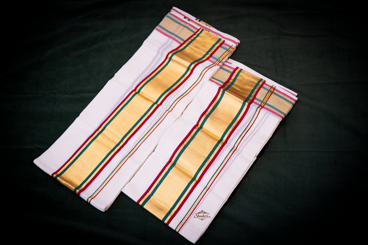 Kerala traditional Set Mundu- Red and Green