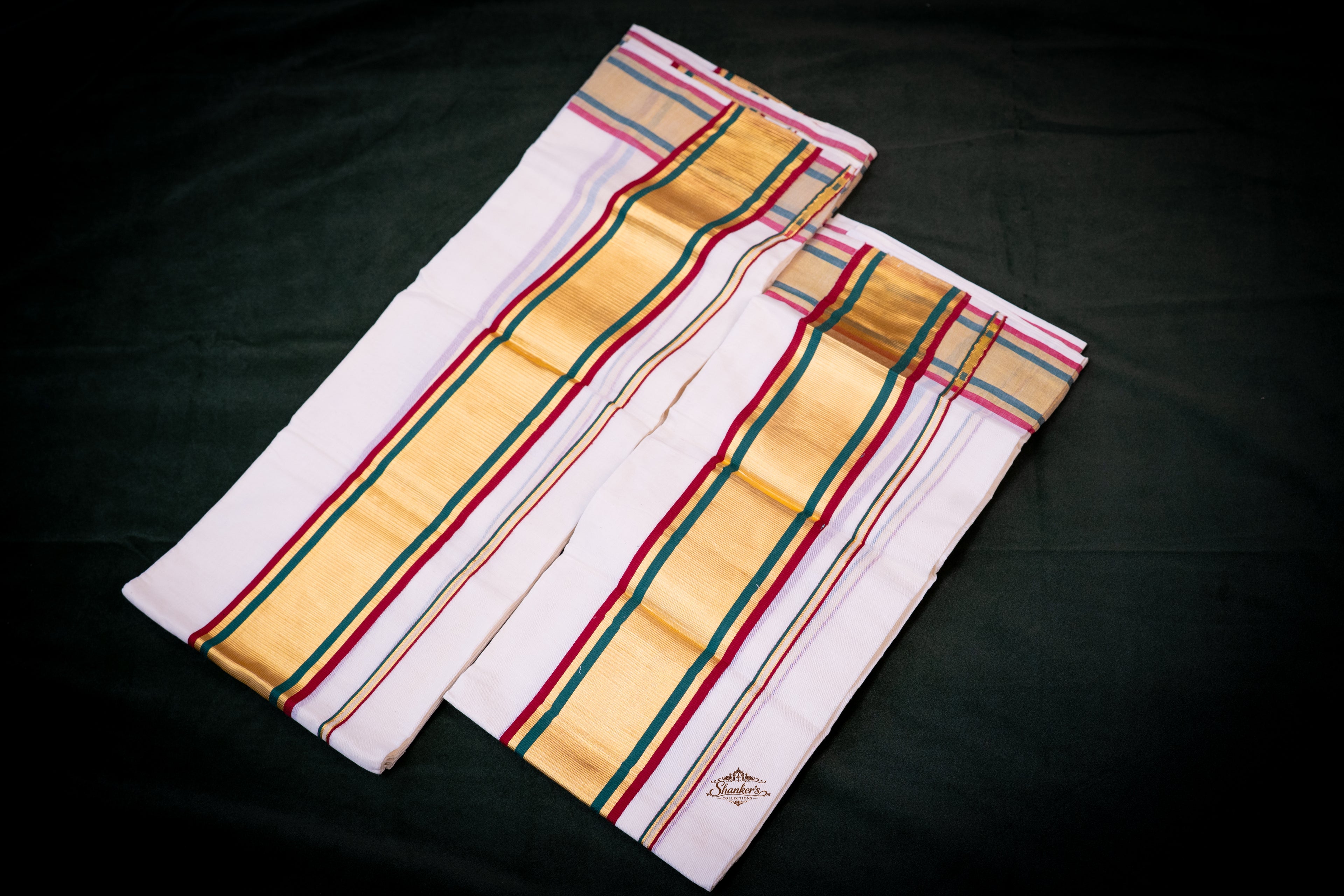 Kerala traditional Set Mundu- Red and Green