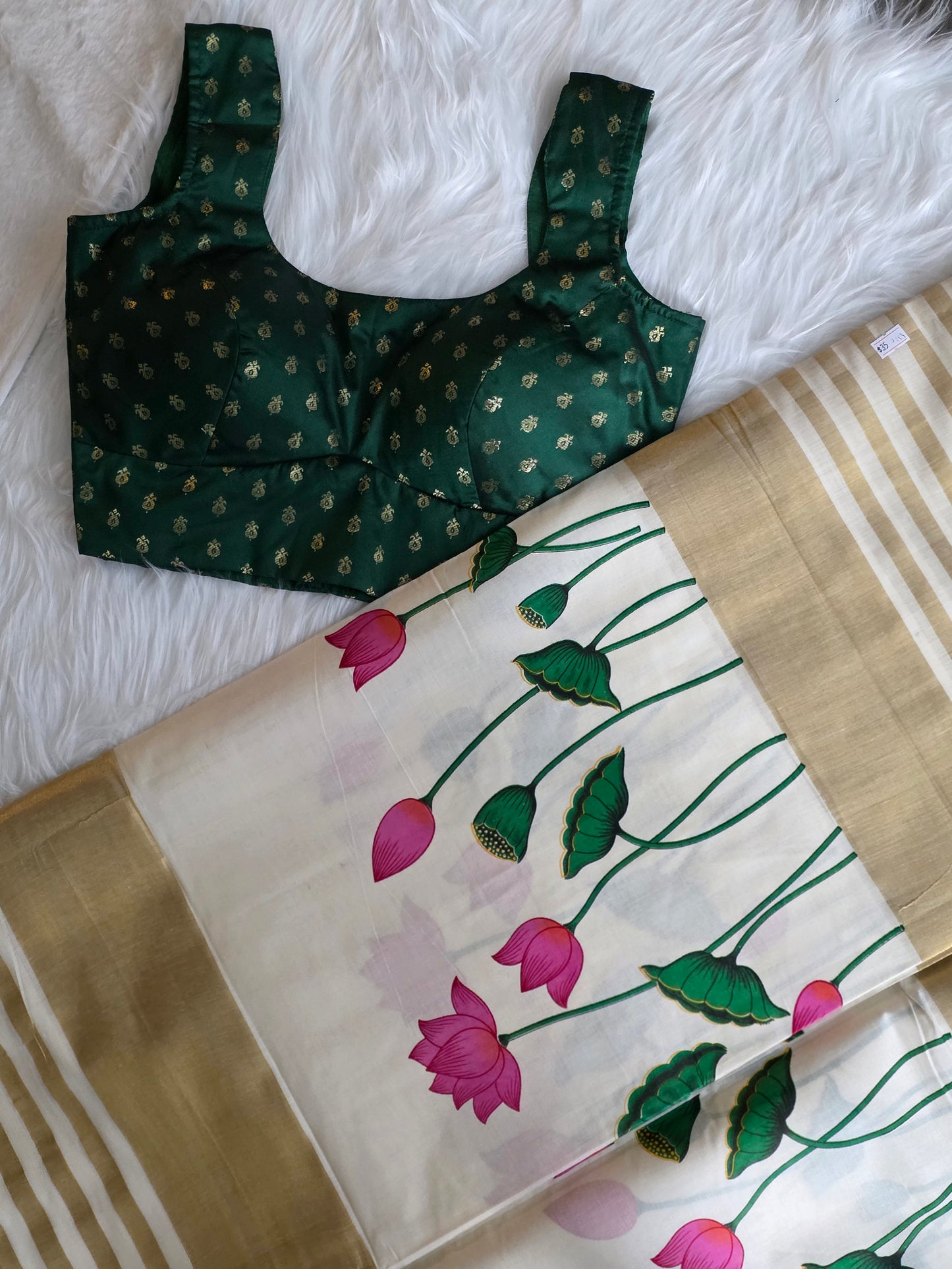 Kerala saree with blouse combo 8