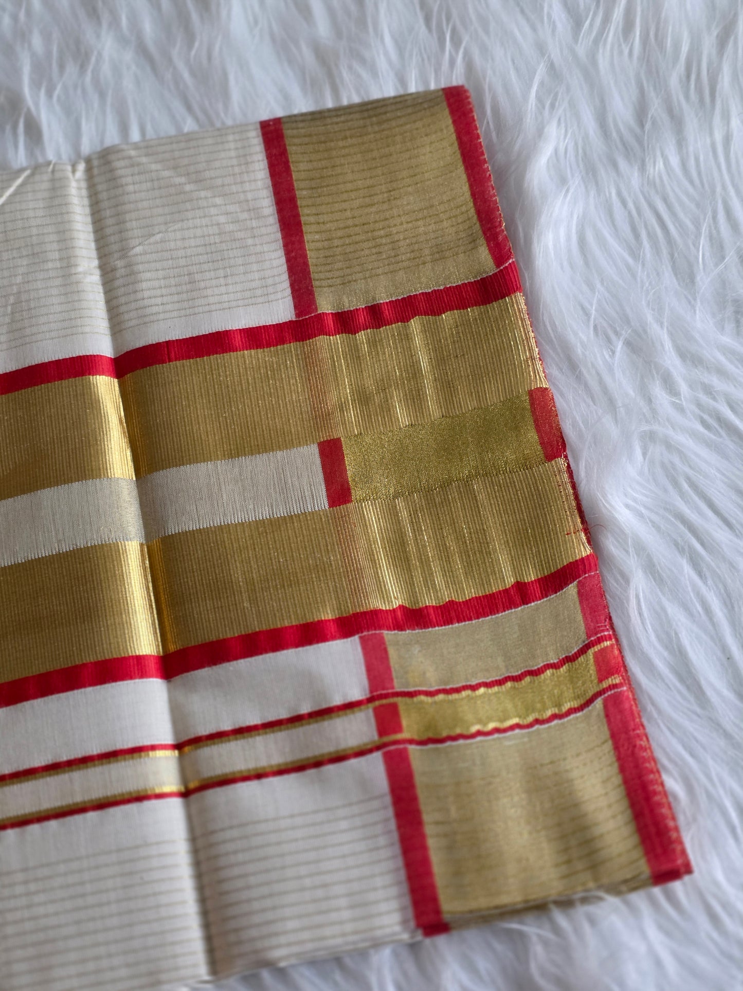 Kerala saree and blouse Combo 1