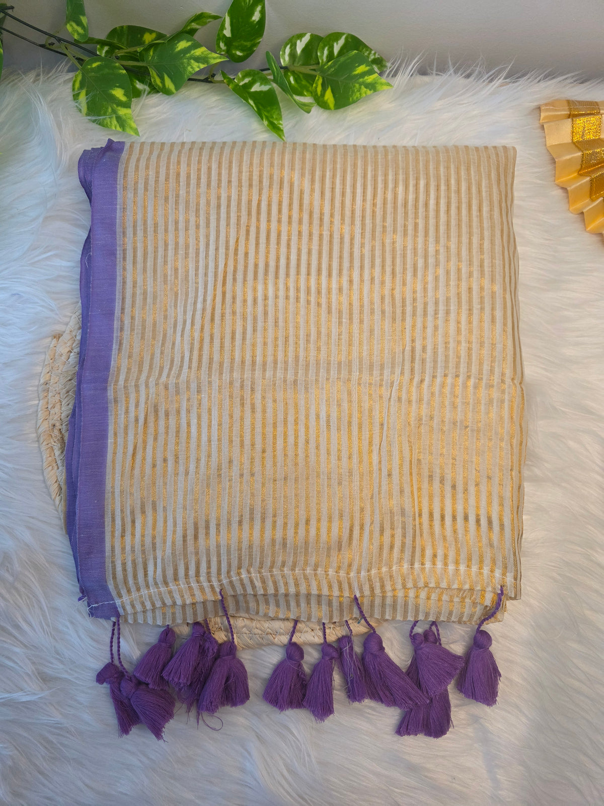 Mulcotton saree- violet border with stripped golden line