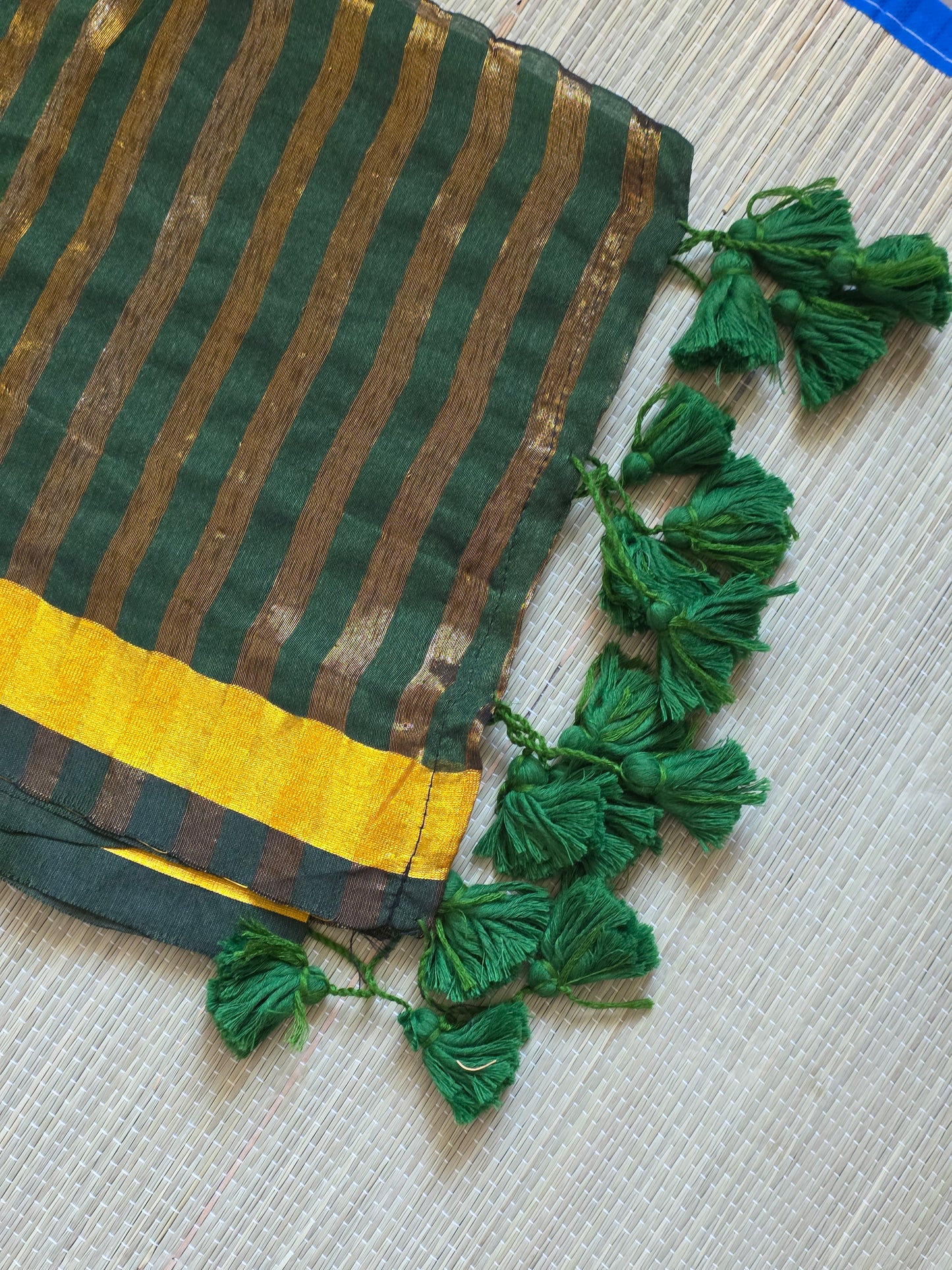 Mulcotton sarees - bottle green