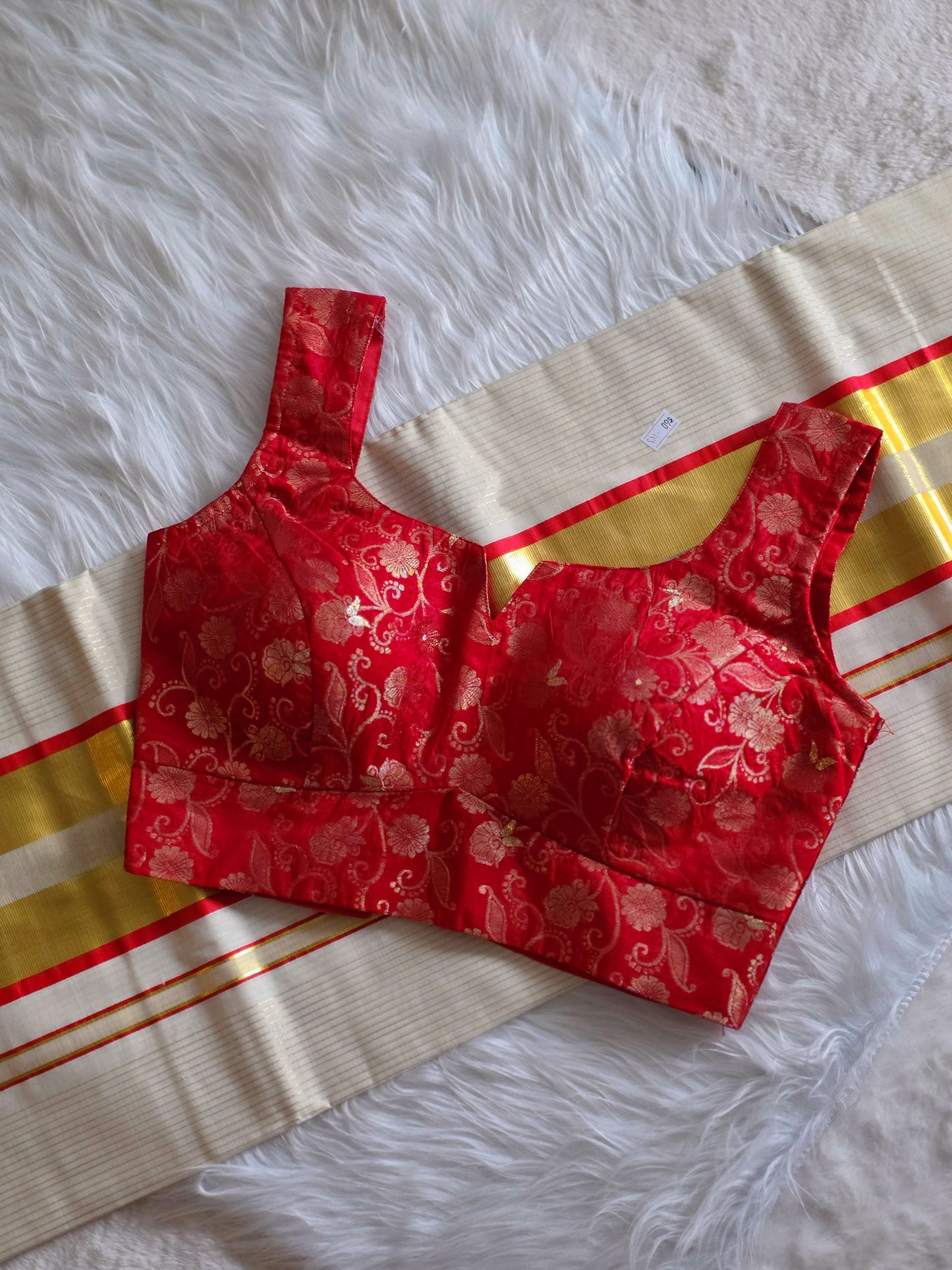 Kerala saree and blouse Combo 1