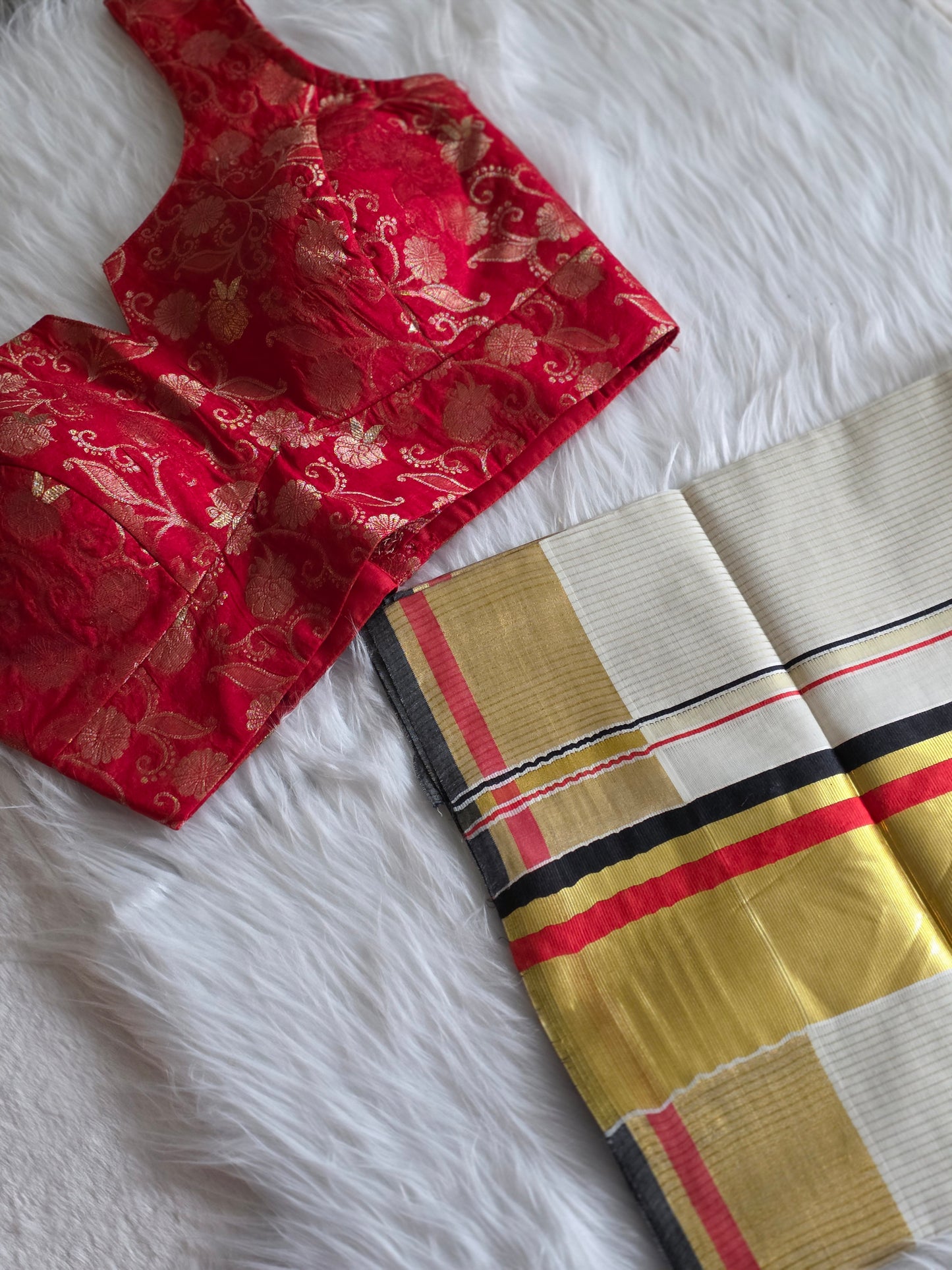 Kerala saree and blouse Combo 2