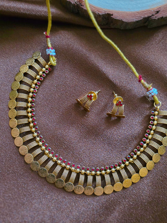 Small kaasi necklace