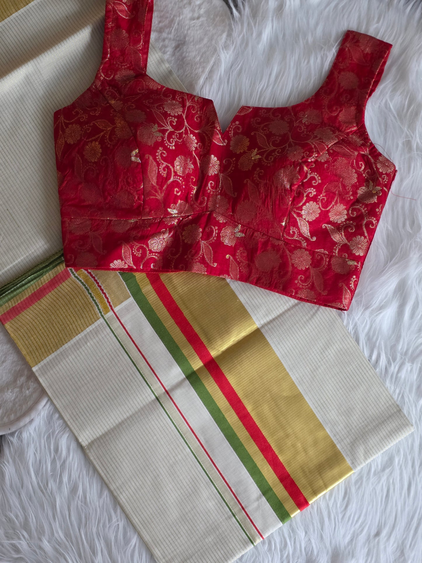 Kerala kasavu saree with blouse combo 6