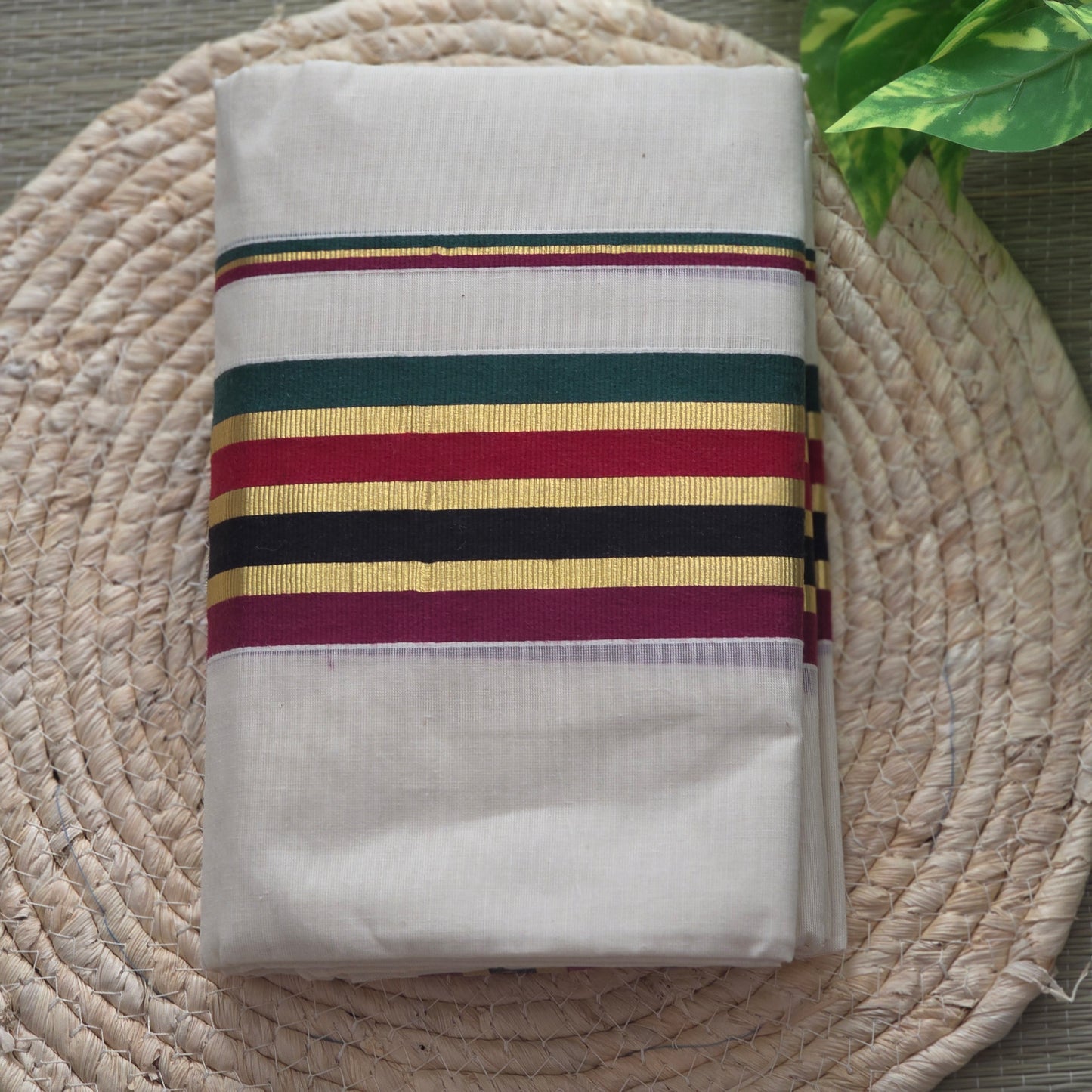 Set Mund - multi color border and kasavu