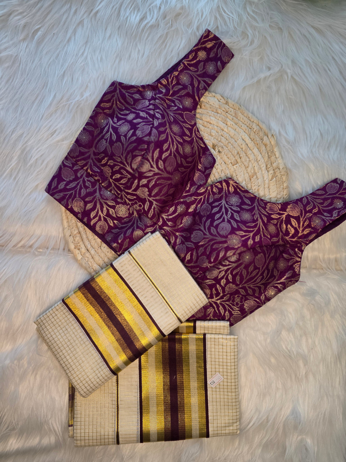 Combo set Mund with purple brocade blouse