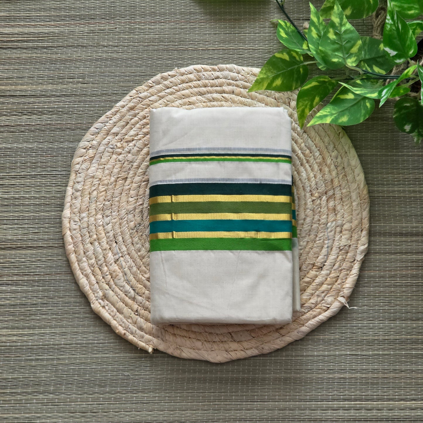 Set Mund with multi color border design 2